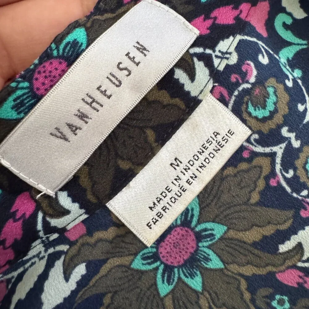 🔥 4 for $20 DEAL 🔥Van Heusen Women’s Blouse M Multicolor Floral